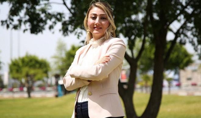 Çiftçi ailenin 'üniversite kurdu' kızı Çiftçi ailenin 'üniversite kurdu' kızı