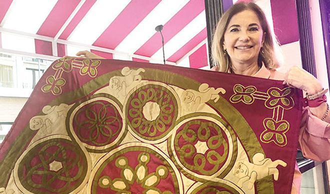 Nakış sanatını dünyaya tanıtıyor Nakış sanatını dünyaya tanıtıyor