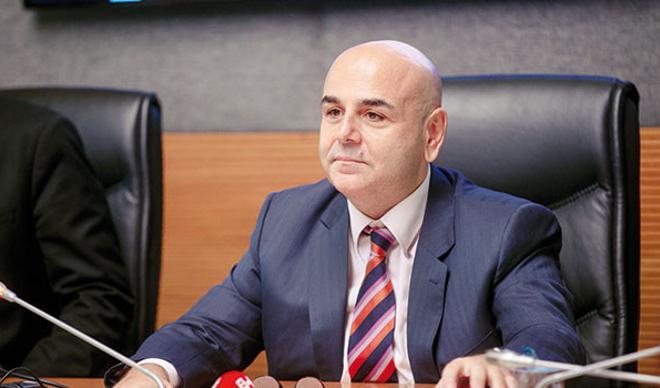 Tiyatrocu Nedim Saban Meclis’te otizmi anlattı: ‘Hepimiz Kıvanç Tatlıtuğ olamayız’ Tiyatrocu Nedim Saban Meclis’te otizmi anlattı: ‘Hepimiz Kıvanç Tatlıtuğ olamayız’