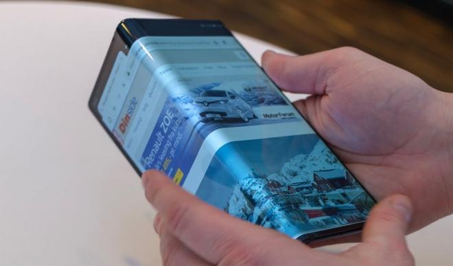 Ekranı katlanabilen Huawei Mate X'in fiyatı ne olacak? Ekranı katlanabilen Huawei Mate X'in fiyatı ne olacak?