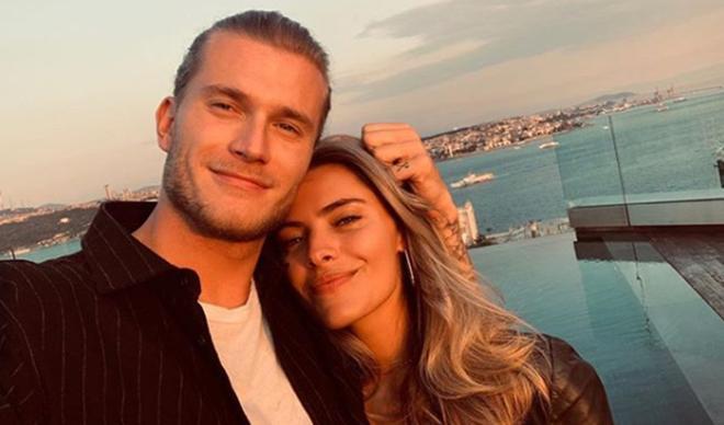 Loris Karius'un sevgilisi Sophia Thomalla'dan itiraf Loris Karius'un sevgilisi Sophia Thomalla'dan itiraf