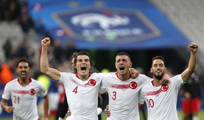 EURO 2020'nin şampiyonluk oranları açıklandı! İşte Türkiye'nin oranı... EURO 2020'nin şampiyonluk oranları açıklandı! İşte Türkiye'nin oranı...