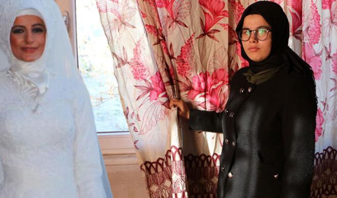 Ayşenur'un ailesi tahliye kararına isyan etti! '5 adım mesafe var, ya çıkar gelirse...' Ayşenur'un ailesi tahliye kararına isyan etti! '5 adım mesafe var, ya çıkar gelirse...'
