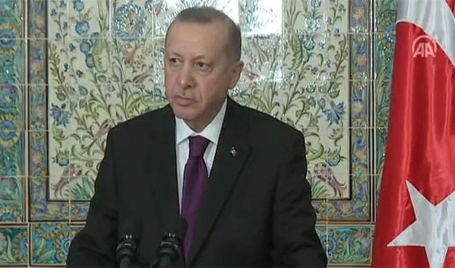 Cumhurbaşkanı Erdoğan'dan Cezayir'de vize açıklaması Cumhurbaşkanı Erdoğan'dan Cezayir'de vize açıklaması
