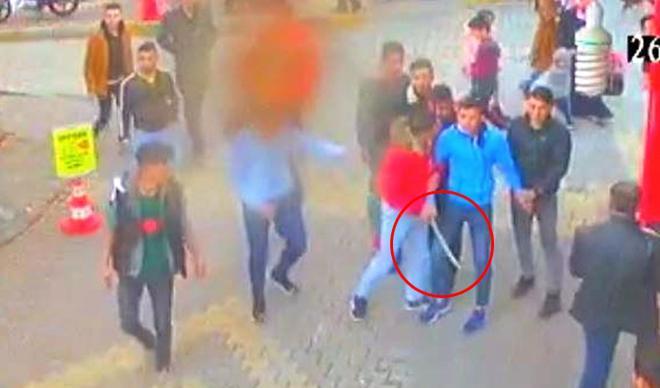 Adıyaman'da dehşet anları! Döner bıçağıyla kovaladı... Adıyaman'da dehşet anları! Döner bıçağıyla kovaladı...