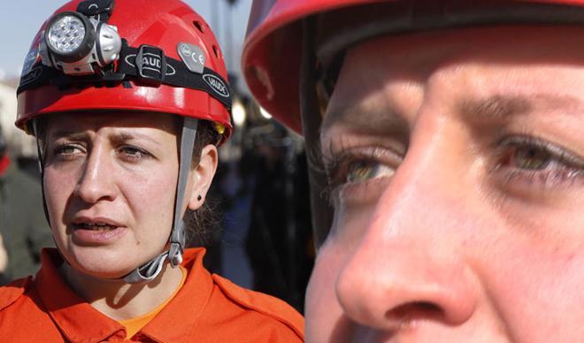 O anları gözyaşlarıyla anlattı! Nüsra bebek ve annesini kurtarmışlardı... O anları gözyaşlarıyla anlattı! Nüsra bebek ve annesini kurtarmışlardı...