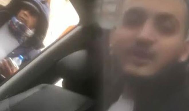 Yol kesip evrak kontrolü yapan taksici, gözaltına alındı Yol kesip evrak kontrolü yapan taksici, gözaltına alındı