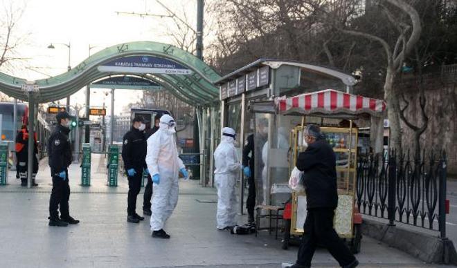 Ateşi çıkmayan İranlı hırsızlık şüphelisi, öksürerek polisten kurtulmaya çalıştı Ateşi çıkmayan İranlı hırsızlık şüphelisi, öksürerek polisten kurtulmaya çalıştı