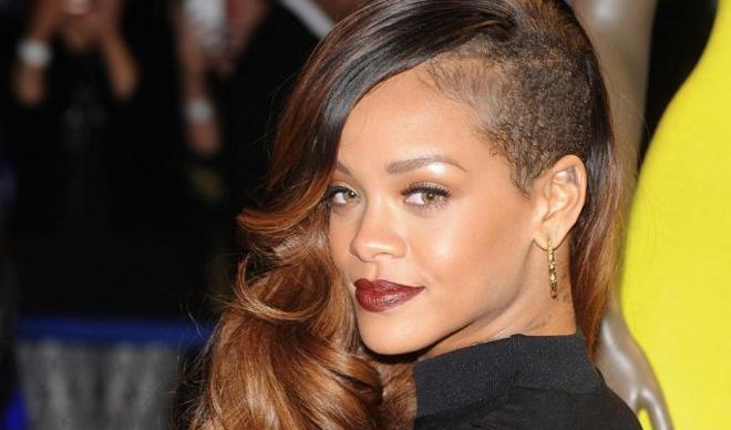 Rihanna, corona virüs olan Kevin Durant ile dalga geçti Rihanna, corona virüs olan Kevin Durant ile dalga geçti