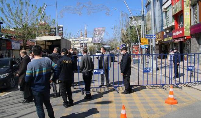Düzce'nin Yığılca ilçesinde girişler sınırlandırıldı Düzce'nin Yığılca ilçesinde girişler sınırlandırıldı