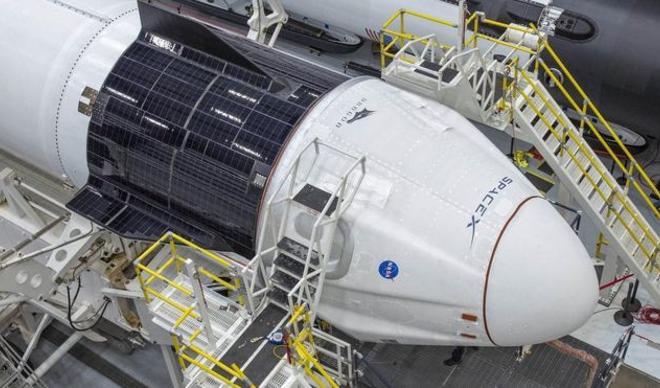 Dünyanın gözü SpaceX'in fırlatacağı rokette Dünyanın gözü SpaceX'in fırlatacağı rokette