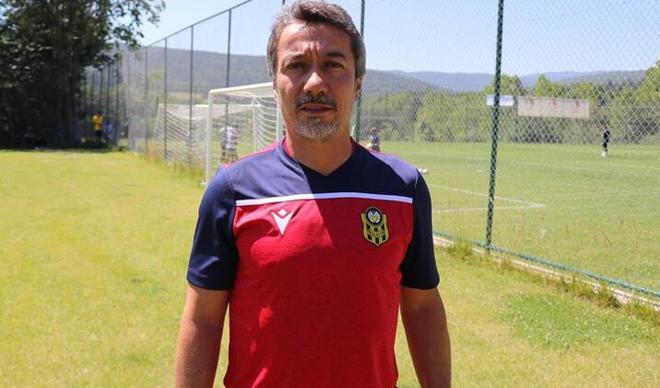 Yeni Malatyaspor Sportif Direktörü Ravcı: "Sahada mücadele ederek ligde kalmak istiyoruz" Yeni Malatyaspor Sportif Direktörü Ravcı: "Sahada mücadele ederek ligde kalmak istiyoruz"
