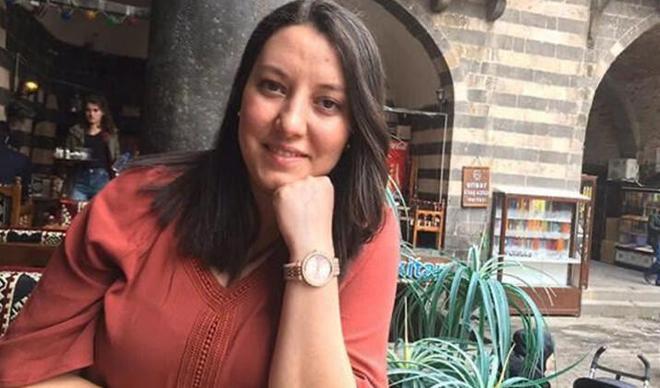 Bakan Koca acı haberi Twitter'dan duyurdu! 'Dilek hemşire aramızdan ayrıldı' Bakan Koca acı haberi Twitter'dan duyurdu! 'Dilek hemşire aramızdan ayrıldı'