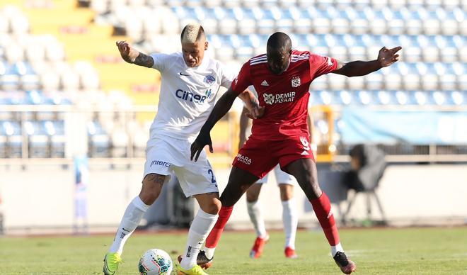 Kasımpaşa-Sivasspor maçından en özel kareler! Kasımpaşa-Sivasspor maçından en özel kareler!