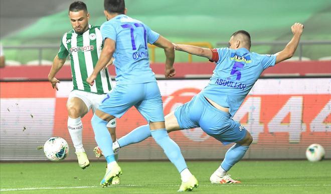 Konyaspor - Rizespor maçından en özel kareler Konyaspor - Rizespor maçından en özel kareler