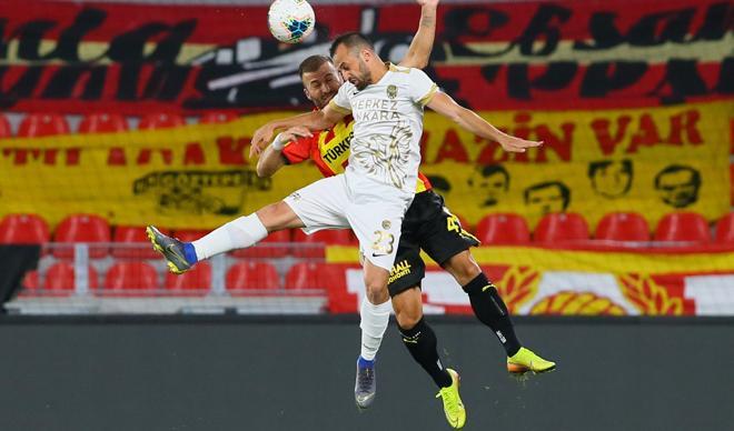 Göztepe-Ankaragücü maçından en özel kareler! Göztepe-Ankaragücü maçından en özel kareler!