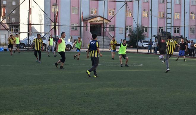 Halı sahalar ne zaman açılacak? İçişleri Bakanlığı kuralları belirleyecek! Halı sahalar ne zaman açılacak? İçişleri Bakanlığı kuralları belirleyecek!