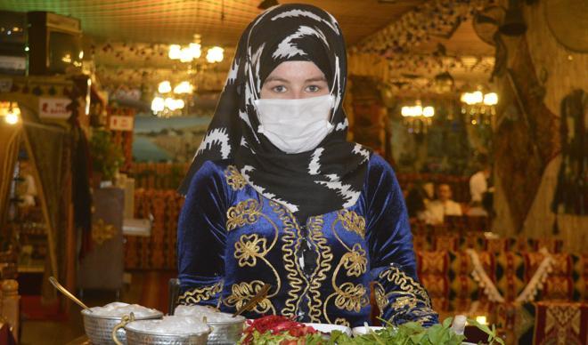 Bu işletmede gelenek ve Koronavirüs tedbirleri bir arada Bu işletmede gelenek ve Koronavirüs tedbirleri bir arada