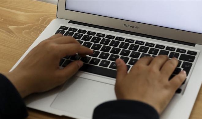 Bedava laptop başvurusu nasıl yapılır? Bakan Selçuk'tan belediyelerin ücretsiz bilgisayar ve tablet kampanyalarıyla ilgili açıklama Bedava laptop başvurusu nasıl yapılır? Bakan Selçuk'tan belediyelerin ücretsiz bilgisayar ve tablet kampanyalarıyla ilgili açıklama