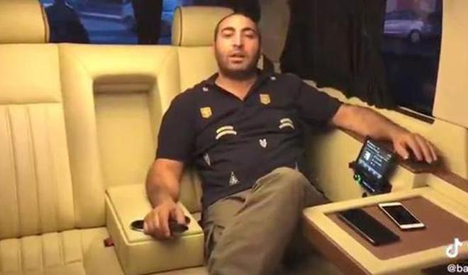 Sosyal medyada 'mafya hizmeti reklamı' yapmıştı! Gözaltına alındı Sosyal medyada 'mafya hizmeti reklamı' yapmıştı! Gözaltına alındı