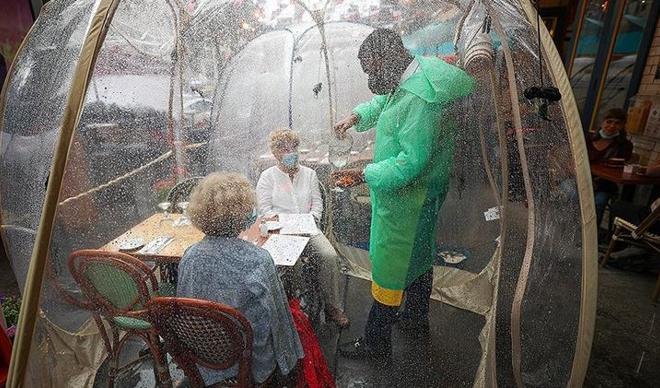 ABD'de Kovid-19'dan ölenlerin sayısı 230 bin 512'ye çıktı ABD'de Kovid-19'dan ölenlerin sayısı 230 bin 512'ye çıktı