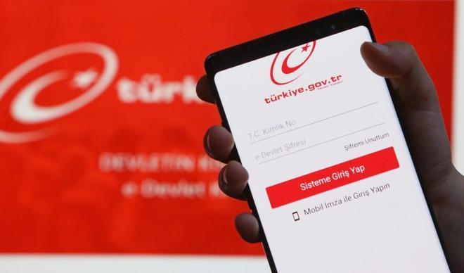 e-Devlet uygulamasına girenlerin sayısı 2 milyara ulaştı e-Devlet uygulamasına girenlerin sayısı 2 milyara ulaştı
