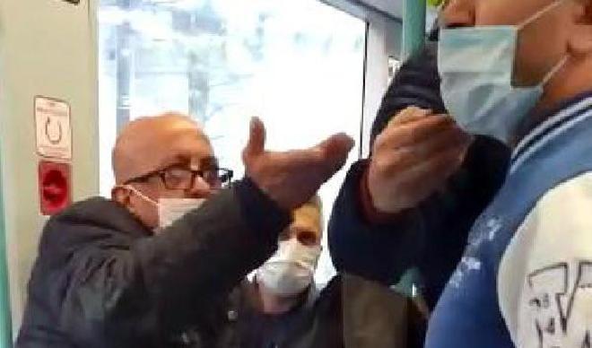 Tramvayda maske için uyaran kişiye "Neyin peşindesin?" diye bağırdı Tramvayda maske için uyaran kişiye "Neyin peşindesin?" diye bağırdı