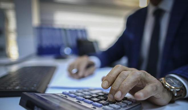 Kamuda mesai saati değişti? Devlet daireleri saat kaçta kapanıyor? İşte ayrıntılar Kamuda mesai saati değişti? Devlet daireleri saat kaçta kapanıyor? İşte ayrıntılar