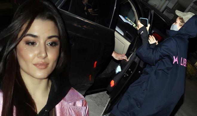 Hande Erçel şoförüne kızdı: Neden söylemiyorsun! Hande Erçel şoförüne kızdı: Neden söylemiyorsun!