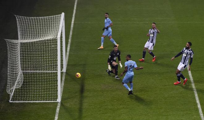 Manchester City, İlkay Gündoğan'ın 2 gol attığı maçta West Bromwich'i farklı yendi Manchester City, İlkay Gündoğan'ın 2 gol attığı maçta West Bromwich'i farklı yendi