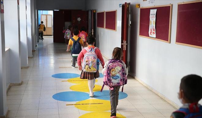 MEB duyurdu: Yüz yüze eğitim bir gün ertelendi MEB duyurdu: Yüz yüze eğitim bir gün ertelendi