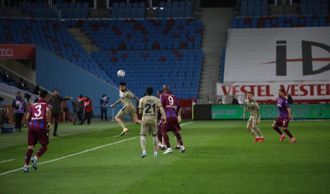 Trabzonspor - Fenerbahçe maçından öne çıkan fotoğraflar Trabzonspor - Fenerbahçe maçından öne çıkan fotoğraflar