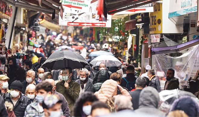 Yasaksız ilk cumartesinin kıymetini bilemedik! İstanbul 1 haftada kızardı Yasaksız ilk cumartesinin kıymetini bilemedik! İstanbul 1 haftada kızardı