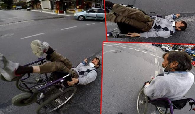 'İnsanlık ölmüş' dedirten görüntü! Hiçbir şey olmamış gibi devam ettiler 'İnsanlık ölmüş' dedirten görüntü! Hiçbir şey olmamış gibi devam ettiler