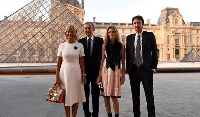 Serveti göz kamaştırıyor! Dünyanın en zengini belli oldu