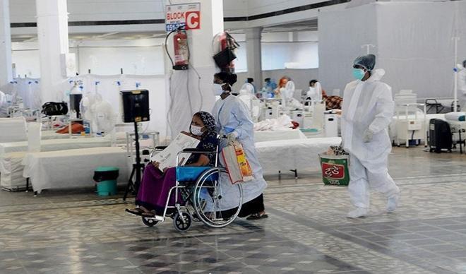 Hindistan'da Kovid-19 salgınında tedavisi süren hasta sayısı azalmaya devam ediyor Hindistan'da Kovid-19 salgınında tedavisi süren hasta sayısı azalmaya devam ediyor