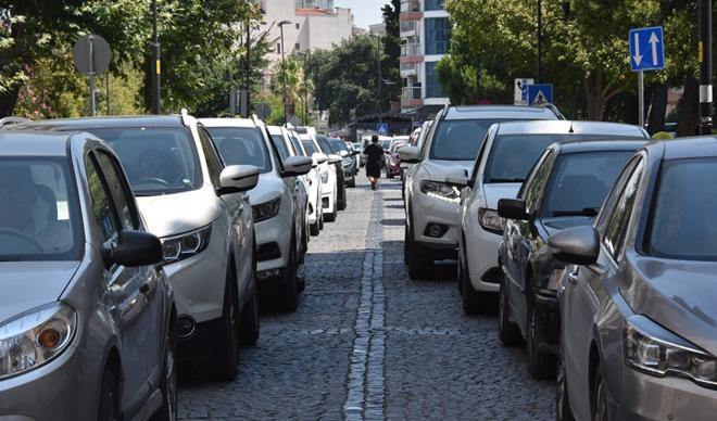 43 ilin geçiş noktası kilitlendi! Kuyruğun sonu görünmüyor 43 ilin geçiş noktası kilitlendi! Kuyruğun sonu görünmüyor