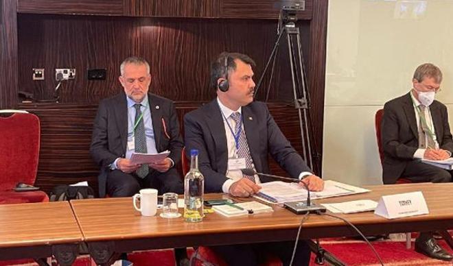 Bakan Kurum, Londra'da Çevre Bakanları Toplantısı'na katıldı Bakan Kurum, Londra'da Çevre Bakanları Toplantısı'na katıldı