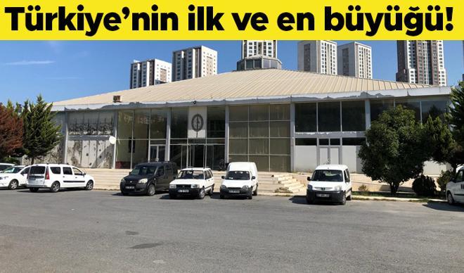 7 kişiyle geldiler, polisi duyunca kaçtılar! İşte dev borsada yaşananların perde arkası 7 kişiyle geldiler, polisi duyunca kaçtılar! İşte dev borsada yaşananların perde arkası