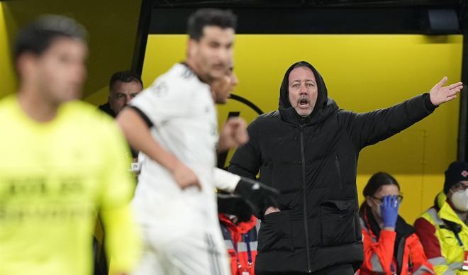 Borussia Dortmund -Beşiktaş maçından fotoğraflar... Borussia Dortmund -Beşiktaş maçından fotoğraflar...