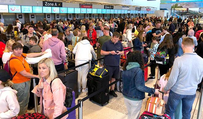 İngiltere’de havaalanı kaosu