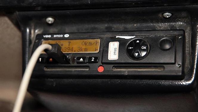 Nakliyecilere iyi haber! Sayısal takograf uygulaması ertelendi Nakliyecilere iyi haber! Sayısal takograf uygulaması ertelendi