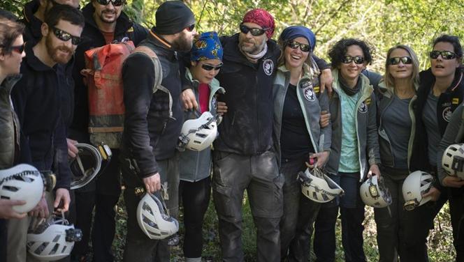 Dünya bu insanları konuşuyor! 40 gün mağara içerisinde yaşadılar, çıkınca söyledikleriyle şaşırttılar 