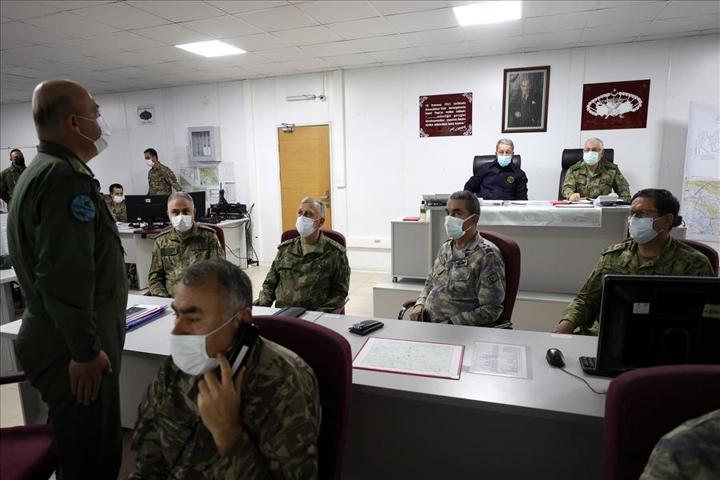 Son dakika: Bakan Akar acı haberi böyle duyurdu: PKKnın kalleş yüzü bir kez daha görüldü