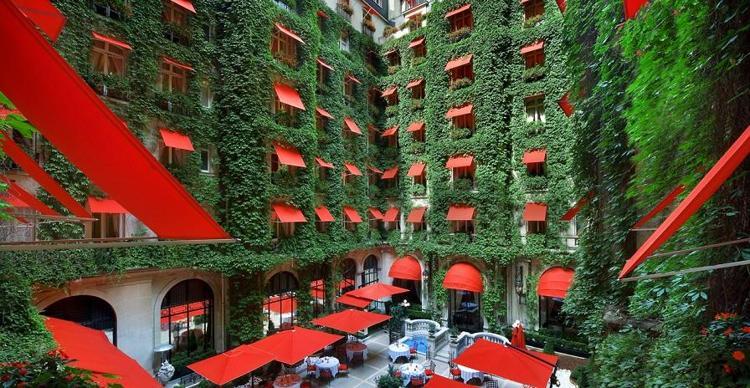 Hotel Plaza Athenee Paris