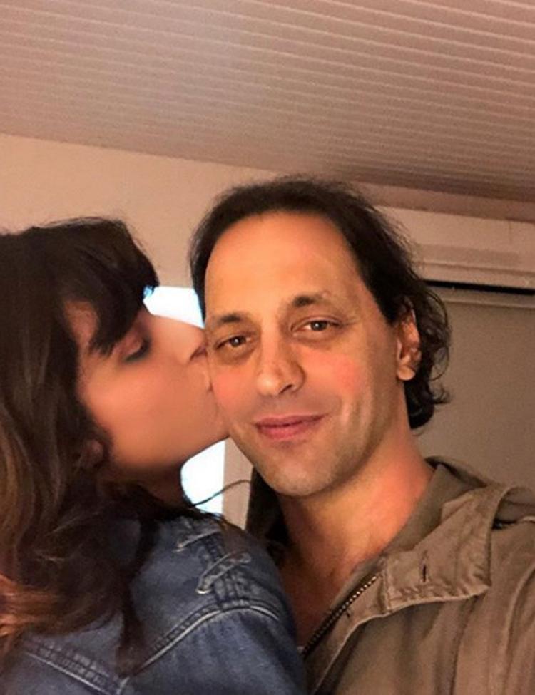 Seçkin�den sürpriz hamileliğe ilk yorum Magazin Haberleri Seçkin�den sürpriz hamileliğe ilk yorum Magazin Haberleri