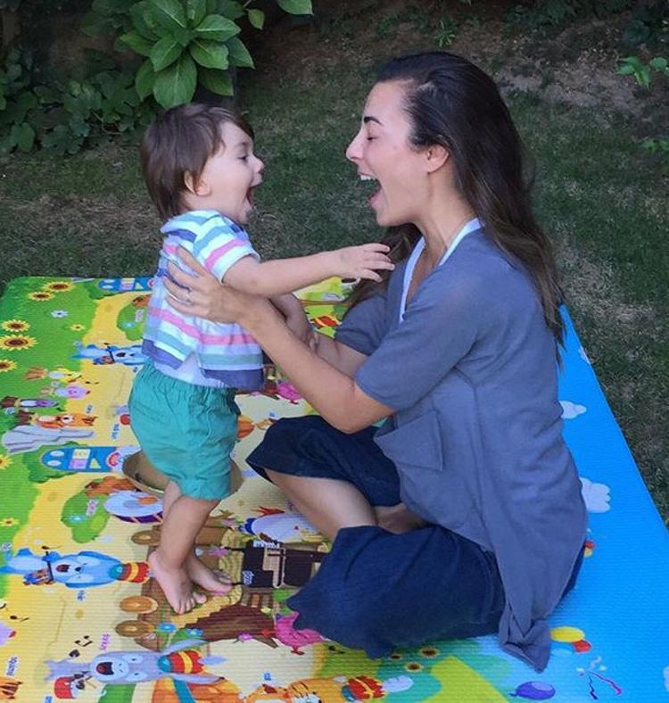 Dis Ses Ile Evlilik Harika Gidiyor Magazin Haberleri