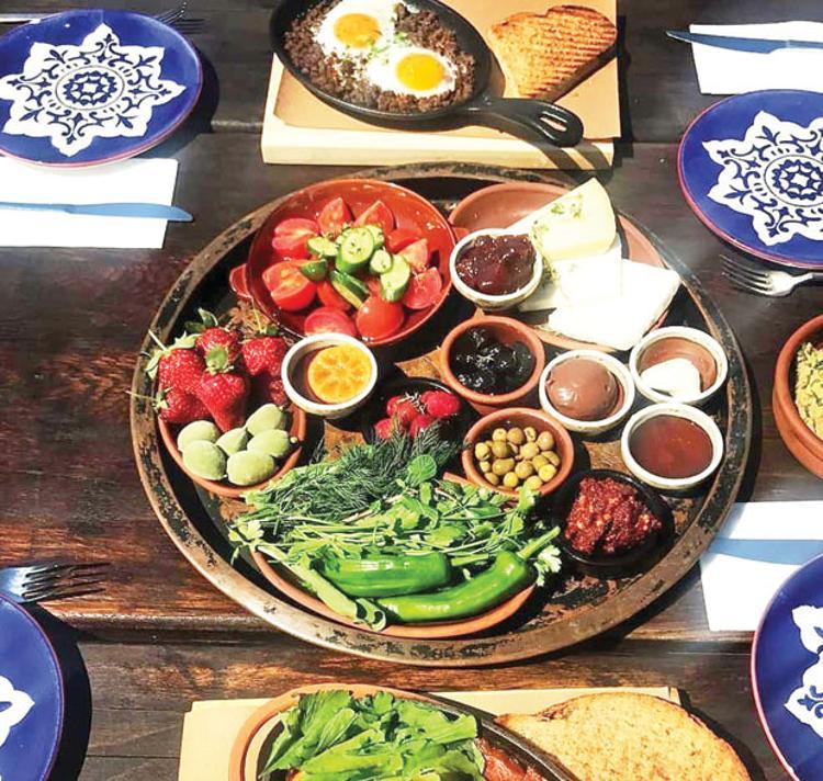 Bodrum Da Kahvalti Icin En Iyi 29 Mekan Bodrum Gezi Yasam Eglence Etkinlik Ve Lezzet Gunlugu