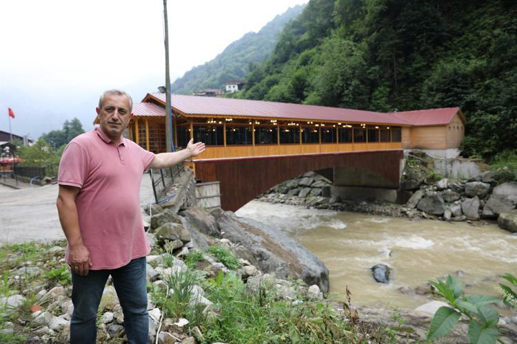 Burası Rize&hellip; 3 yıl önce köprü olarak yaptırıldı bugün ise&hellip;