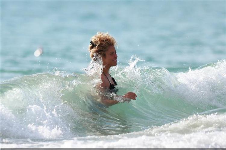 Shakira Ve Gerard Pique Tatilde Mahmure